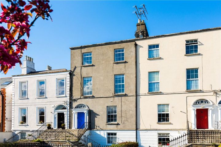 6 Proby Sq, Apt 1, Blackrock, Dublin