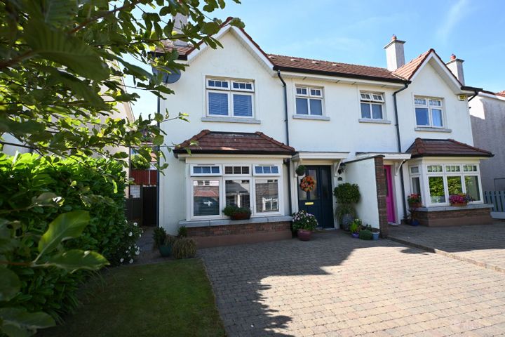 15 Rosebay Drive, Forest Hill, Carrigaline, Co. Cork, P43X766