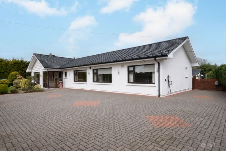 Sheelin, Model Village, Tower, Co. Cork, T23DH64