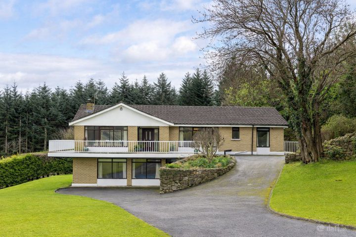 Blossom Hill, Ballyedmonduff Road, Stepaside, Dublin 18, D18TV76 - Photo 2