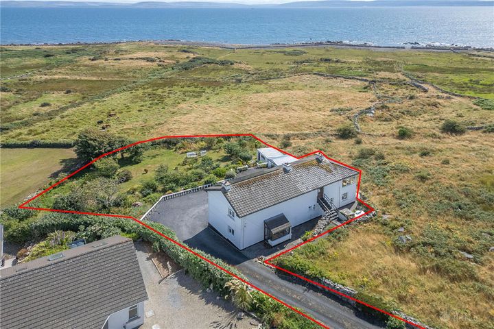 Duirling Bán, New Village, Barna, Co Galway, H91YHT0