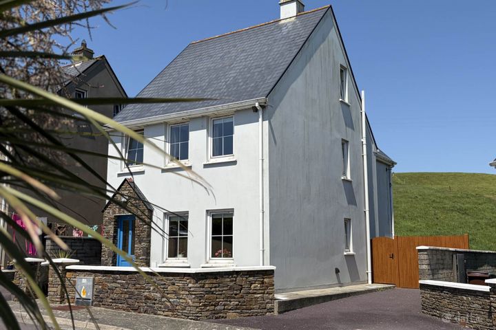 8 Ceol Na Mara, Owenahincha, Rosscarbery, Co. Cork, P85W242