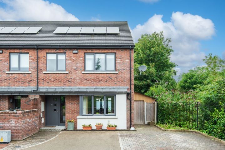 12 The Drive, Station Manor, Station Road, Dublin