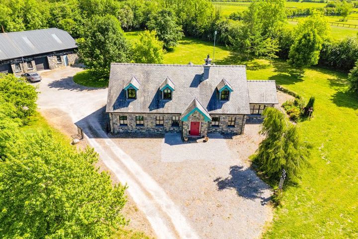 Orchard Lodge, Sranure, Clonygowan, Co. Offaly, R35X8N1