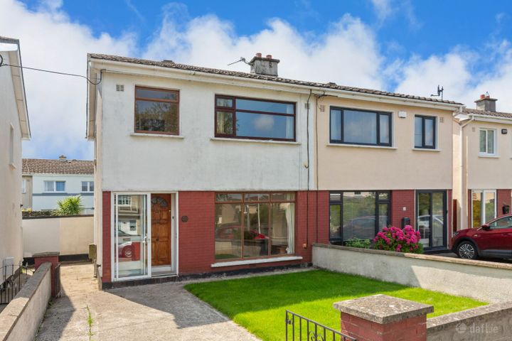 37 Broadford Lawn, Ballinteer, Dublin 16, D16H248