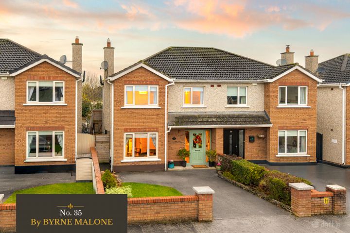 35 The Drive, Earl's Court, Kill, Naas, Co. Kildare, W91VX20