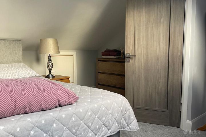 (All Bills Included) Tamarisk Avenue, Kilnamanagh, Dublin 24