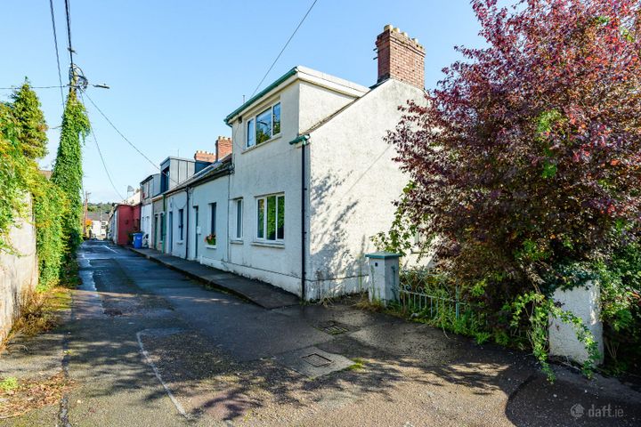 12 Glandore Avenue, Blackrock Road, Blackrock, Co. Cork, T12K3C4