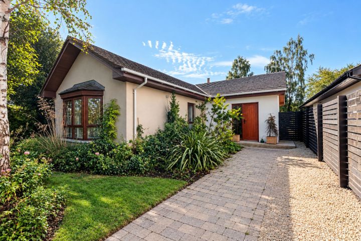 8 The Poplars, Delgany, Co. Wicklow, A63E166