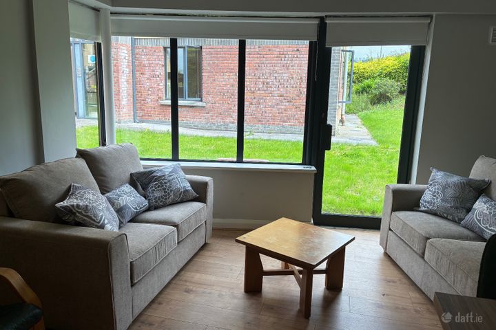 Wellmount Village, Athlone town, Co. Westmeath, Athlone, Co. Westmeath