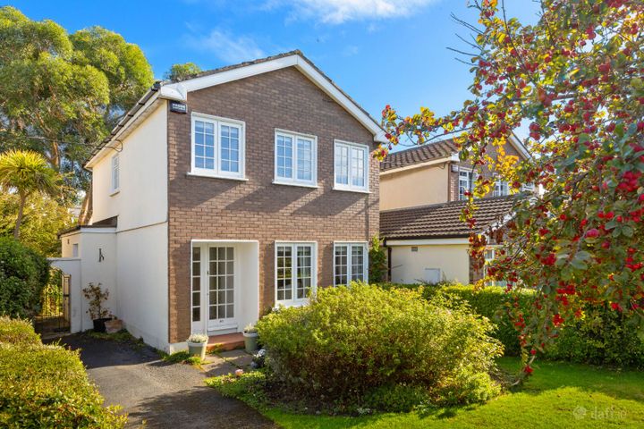 97 Rowanbyrn, Blackrock, Blackrock, Co. Dublin, A94HY22
