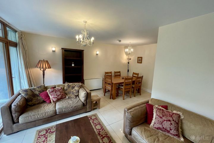 18 Doolin House, Clare Village, Ayrfield, Dublin 17, D17E950