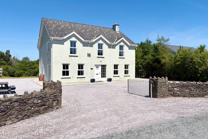 Cooleen, Inchidroil, Ballingeary, Macroom, Ballingeary, Co. Cork