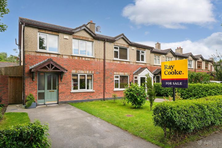 10 Castlegrange Court, Clondalkin, Dublin 22
