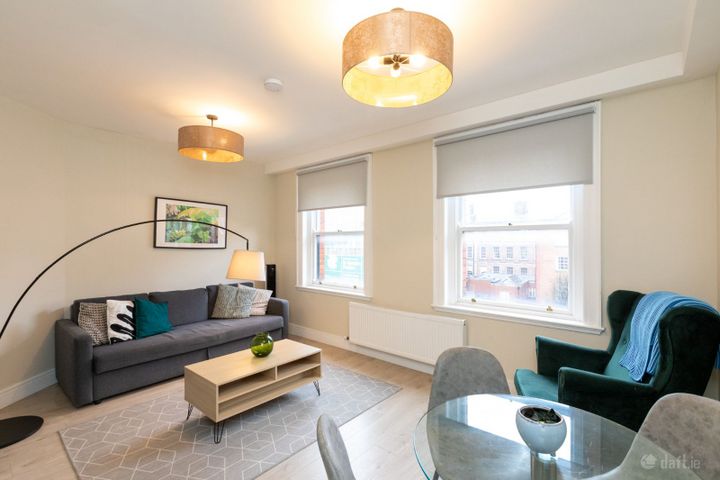 The Oak, 81 Dame Street, Temple Bar, Dublin 2