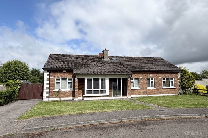 11 College Court, Cahir, Co. Tipperary, E21KX03
