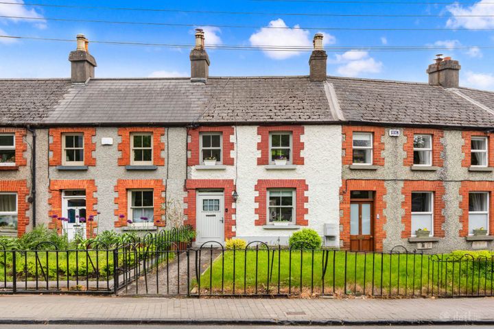 4 Sarsfield Terrace, Lower Main Street, Lucan, Dublin, K78F4E7
