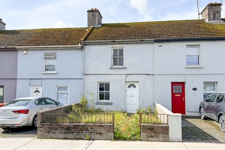 3 Banba Terrace, Kickham Street, Thurles, Co.Tipperary, E41E2K7