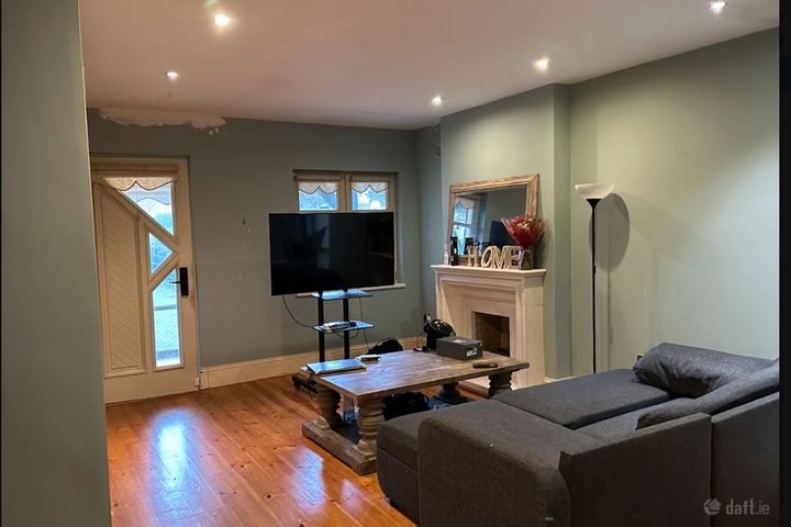 Lisseux, 157 Howth Road, Clontarf, Dublin 3