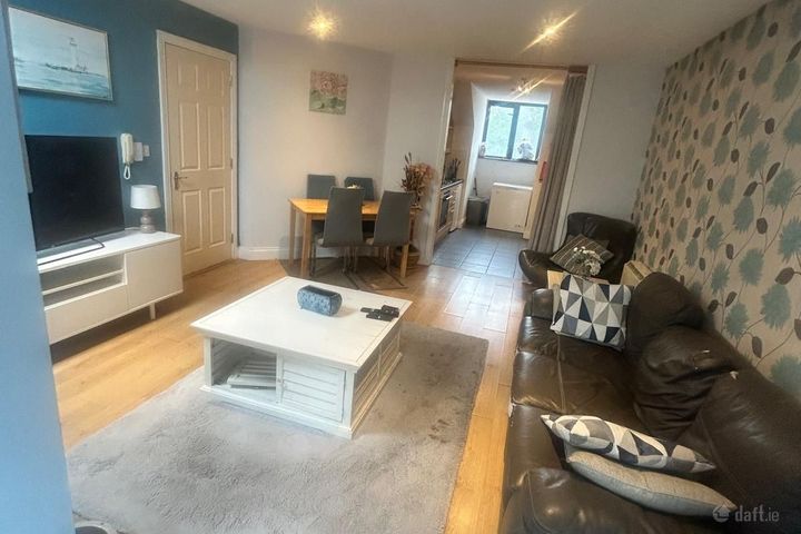 APARTMENT 4 KILMEADEN VILLAGE CENTRE, Kilmeadan, Co. Waterford