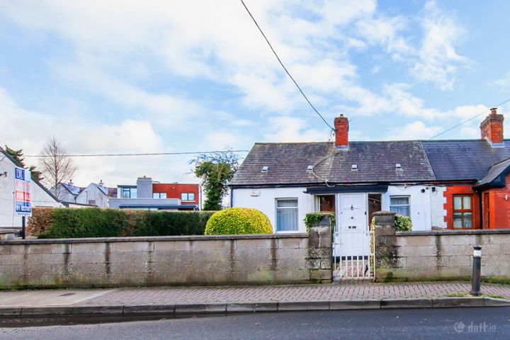 14 Church Avenue, Dublin 15, Blanchardstown, Dublin 15, D15V8YD - Photo 2