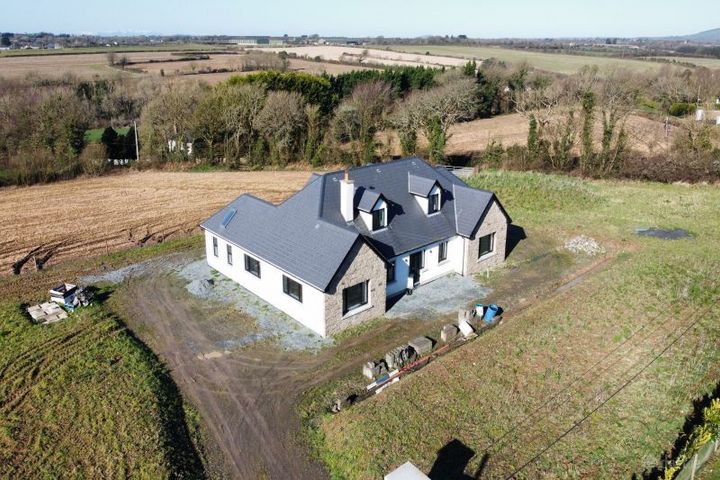 Curraghmore Upper, Saltmills, Ballycullane, Co. Wexford, Y34KC79