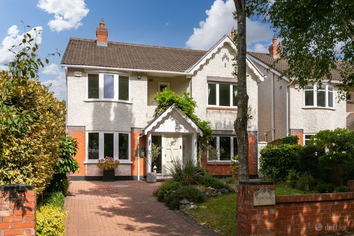 Iniscarra, 1 Carraig Glen, Cabinteely, Dublin 18, D18WF24