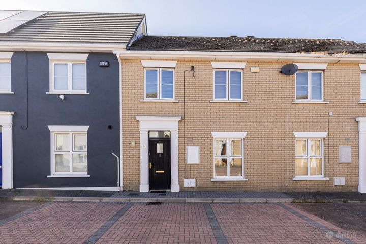 8 Chieftain's Crescent, Balbriggan, Co. Dublin, K32H343