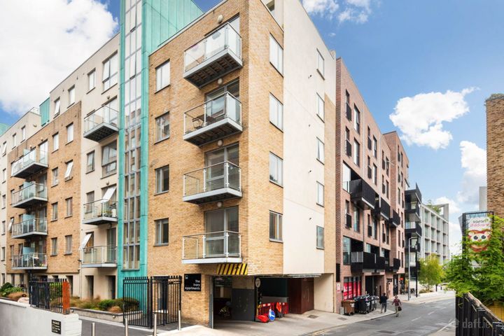 24 The Ivory Buildings, Hanover Street East, Grand Canal Dock, Dublin 2