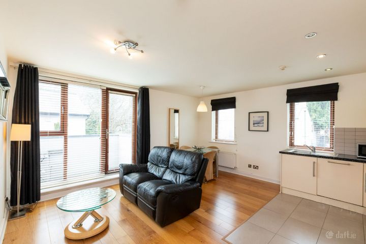 8 Aubreyville, Dublin Road, Shankill, Dublin 18, D18K225