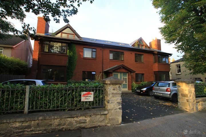 5 The Ramparts, Victoria Road, Rathgar, Co. Dublin