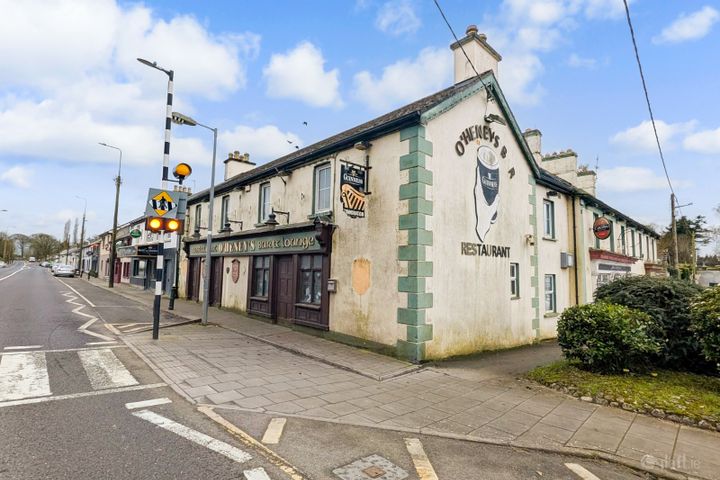 Mixed use building on Main Street, Bansha, Co. Tipperary