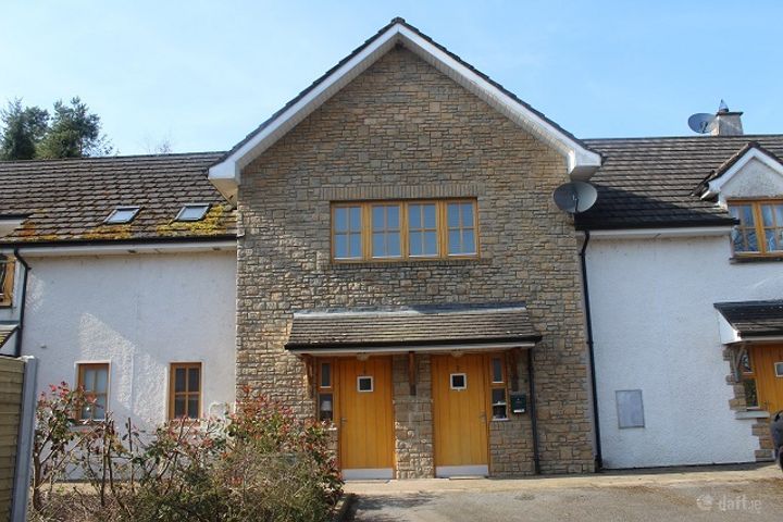 4 The Courtyard, Cornadarragh, Belturbet, Co. Cavan