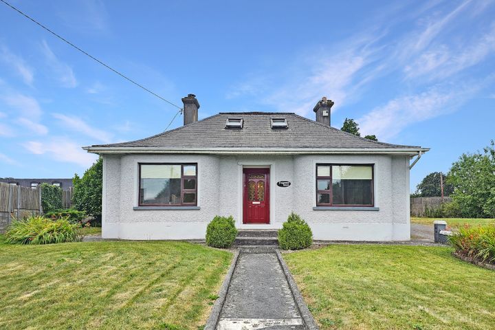 Flagmount House, Clare Road, Ennis, Co Clare, V95YCR7