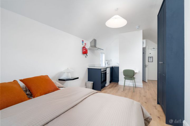 Botanic Road (F4), Glasnevin, Dublin 9