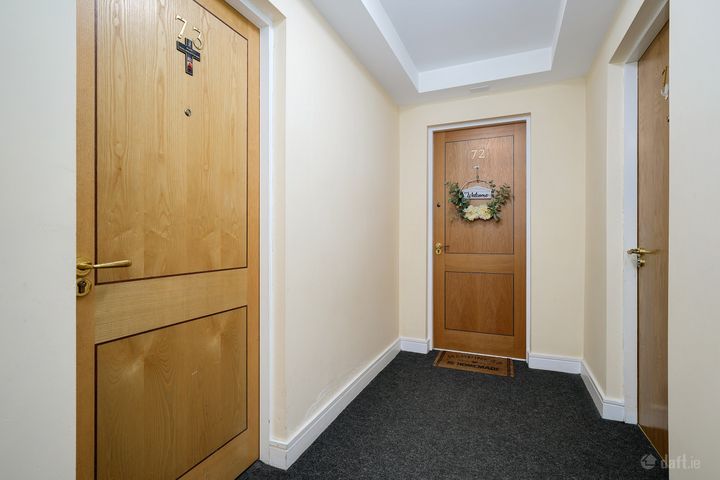 72 Mayeston Crescent, Finglas, Dublin 11 - Photo 2