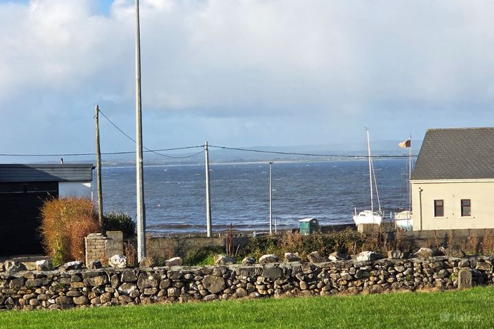 3 Carrowhubbock Village, Inniscrone, Enniscrone, Co. Sligo, F26RW92