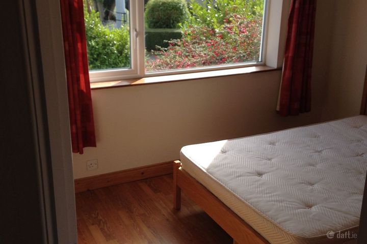 Kilmacud Avenue, Kilmacud, Co. Dublin