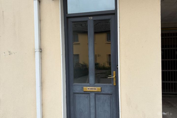 2 Bed Apt, Thornleigh Row, Thornleigh, Swords, Co. Dublin