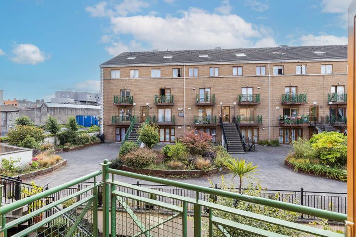 Apartment 6, Dorset Square (with Parking Space), Upper Gardiner Street, Dublin 1, D01X825