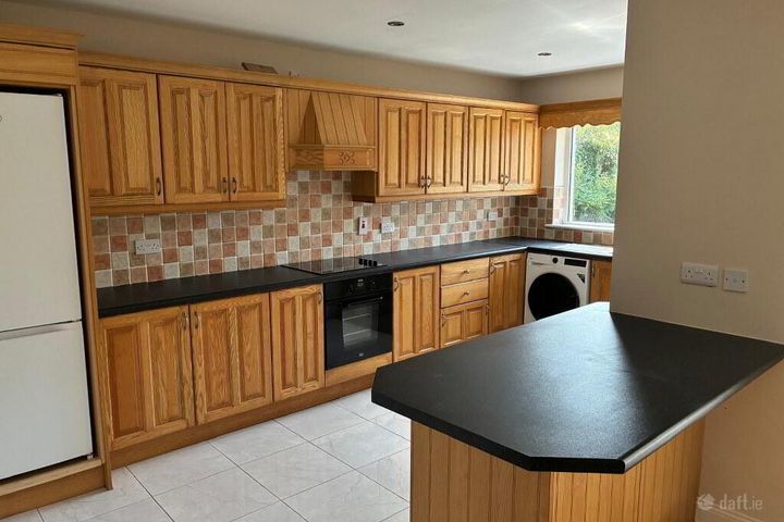 66 Tournore Park, Abbeyside, Dungarvan, Co. Waterford, X35AE97