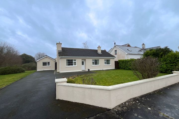 Carrowmore, Knock, Co. Mayo, F12KR60