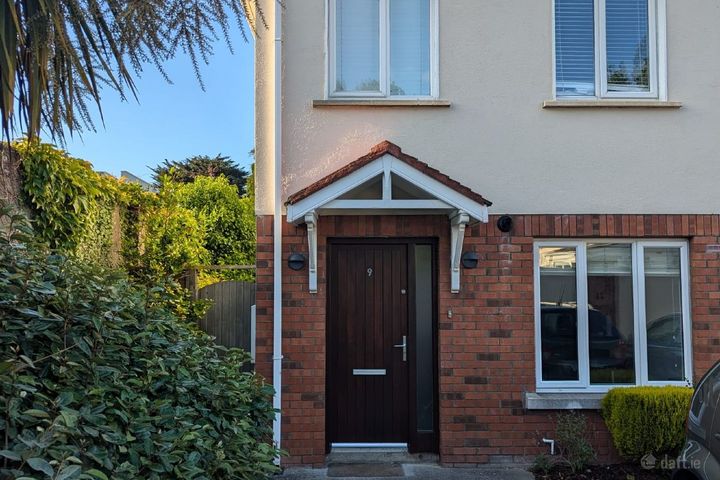 Finsbury Green, Dublin 14, Churchtown, Dublin 14