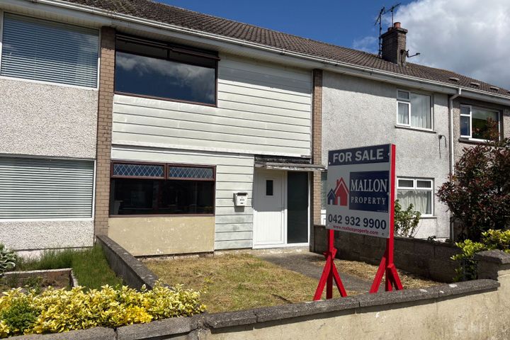 303 Greenacres, Avenue Road, Dundalk, Co. Louth, A91R6A0
