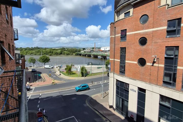 Apartment 206, Richmond Court, Mount Kennett Place, Limerick City Centre, Co. Limerick, V94PE08