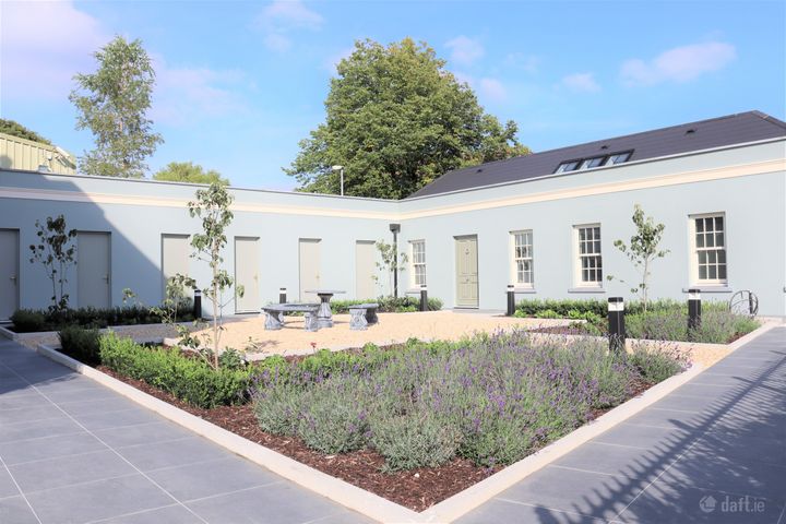 Ard Villa, Shelbourne House, North Circular Road, Co. Limerick