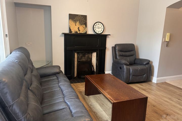 Apt 5, Courtyard Apts,2 Waterslade Place, Tuam, Co. Galway