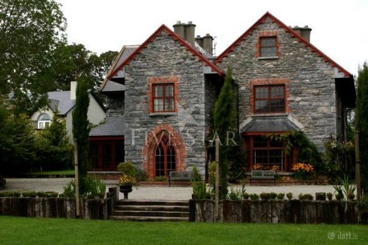 Muckross Road, Killarney, Co. Kerry