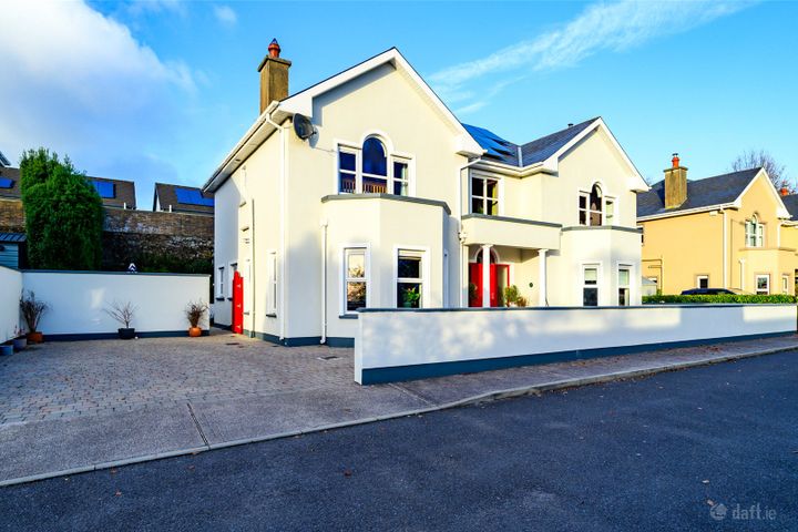 3 Knockeven Avenue, Cobh, Co. Cork, P24C866