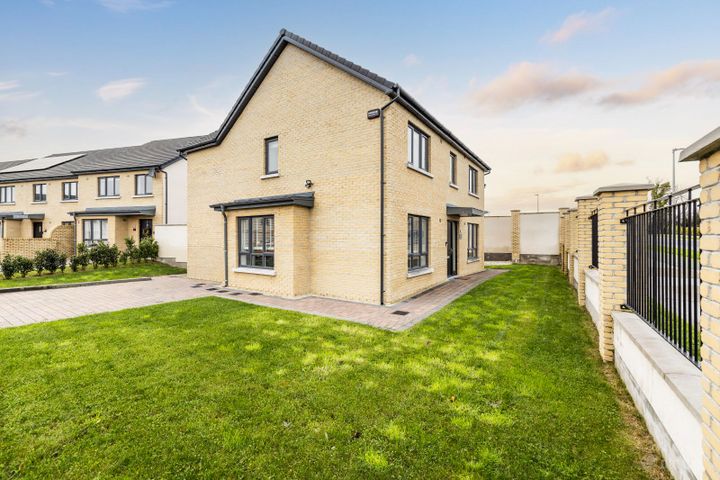 35 The Park, Silver Banks, Stamullen, Co. Meath, K32TK63